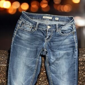 BKE Stella Jeans Womens 27L Blue Bootcut Stretch Distressed Denim Buckle